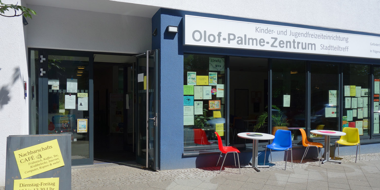 Eingang Olof-Palme-Zentrum